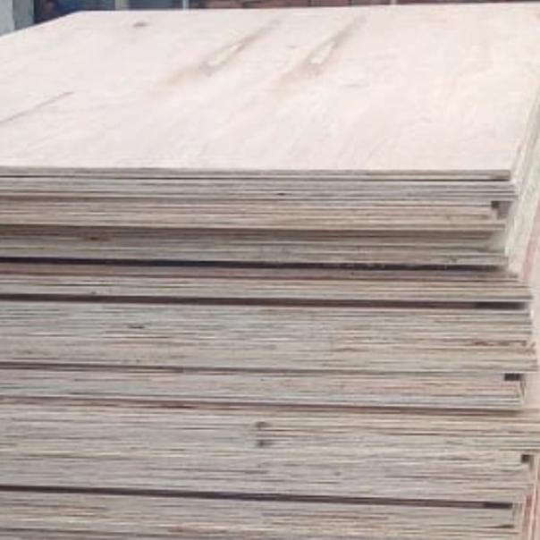 Triplek 12mm mc ( meranti campur ) KK / / 