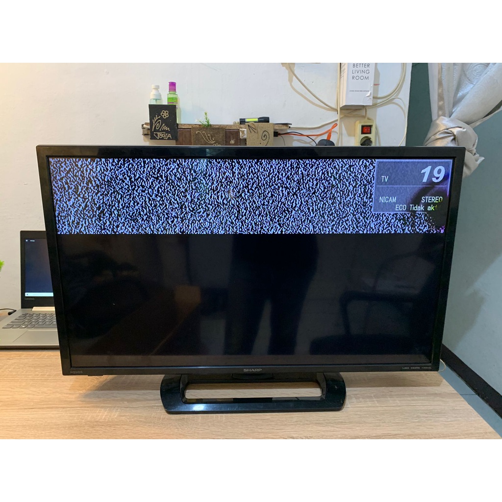 Jual TV LED Sharp 32 inch (Layar rusak setengah) Shopee Indonesia