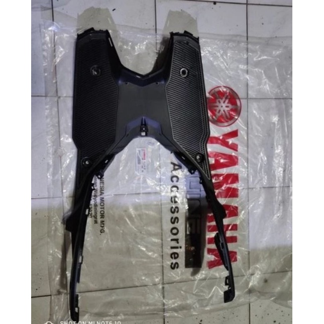 BORDES PIJAKAN KAKI MIO M3 125 Z ASLI ORI YAMAHA 2PH-F7481-00