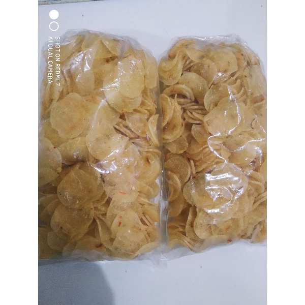 

Cemilan kerupuk singkong