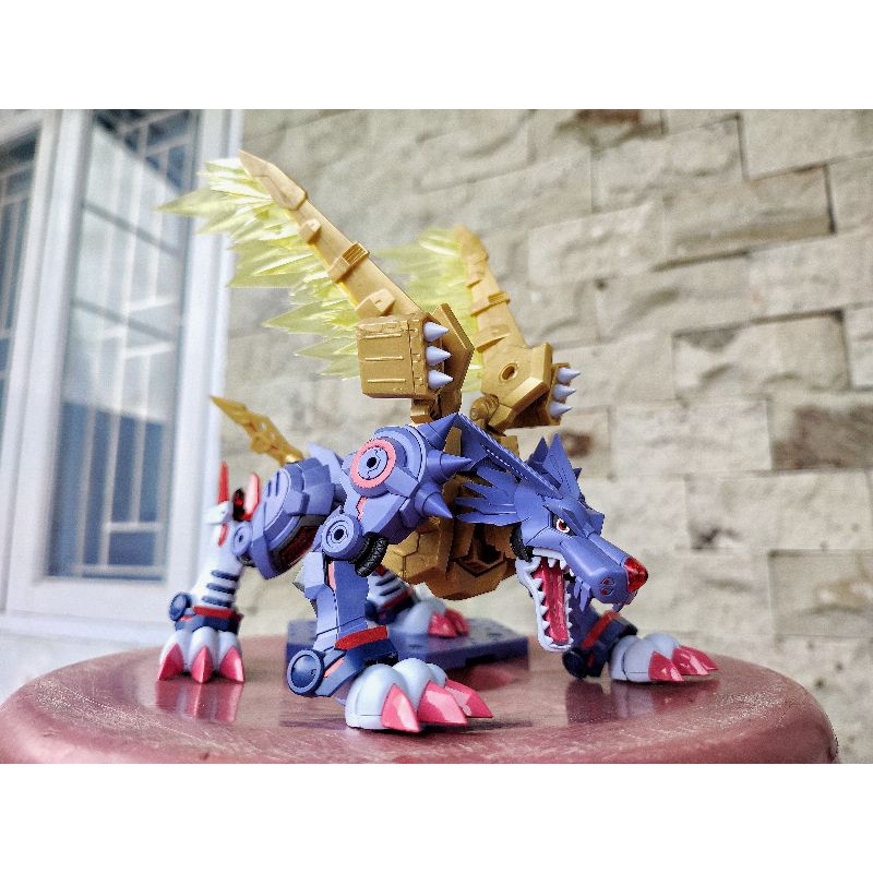 metal garurumon figure rise standard amplified bandai