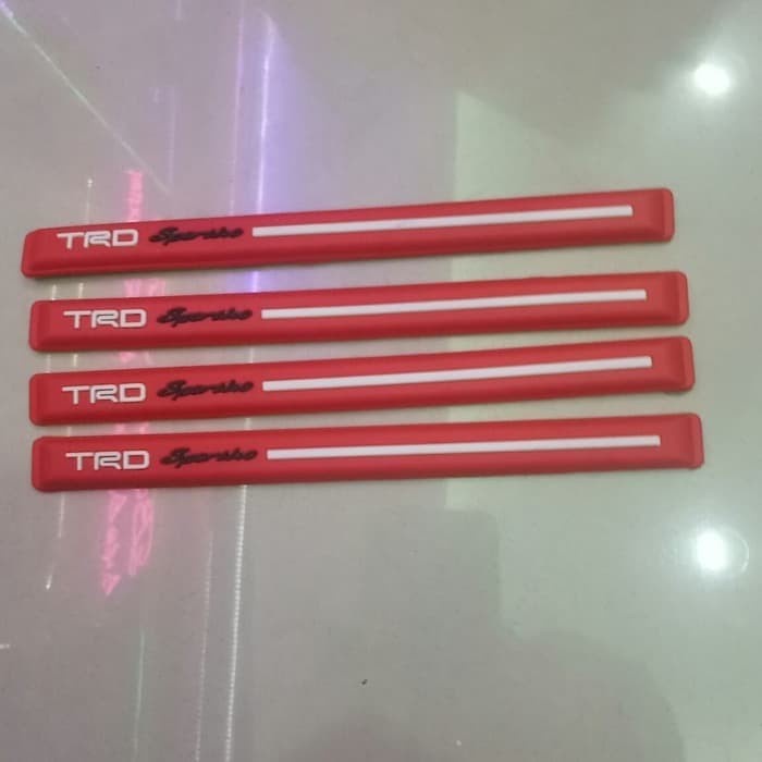 Door Guard Pintu Mobil TRD / Pengaman Pintu Mobil Merah