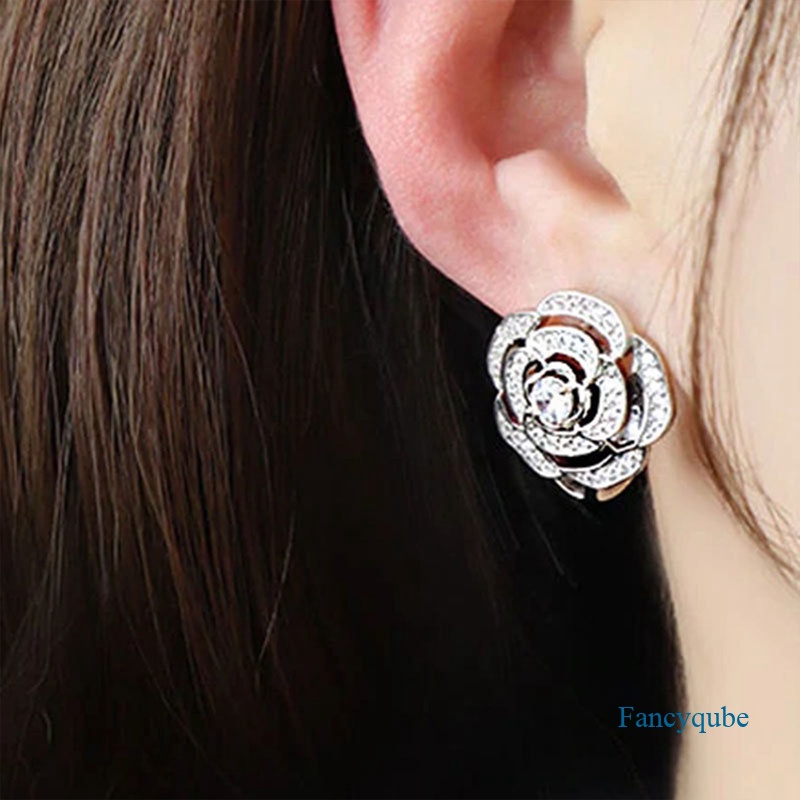Fancyqube Anting Hoop Desain Bunga Sparkling Warna Silver Gold Untuk Wanita
