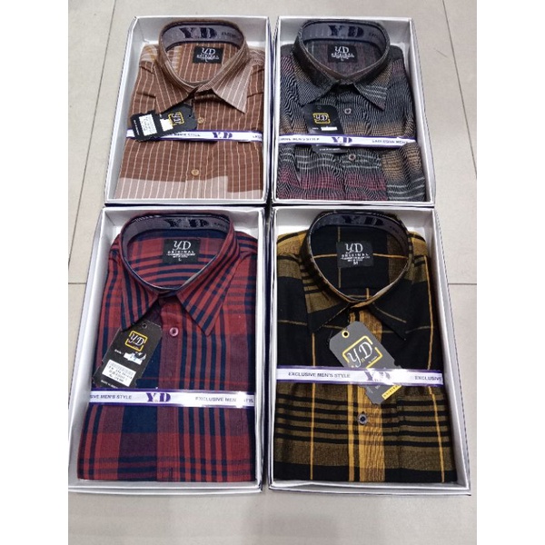 Kemeja Lengan Pendek Pria Motif GARIS-GARIS / KOTAK-KOTAK