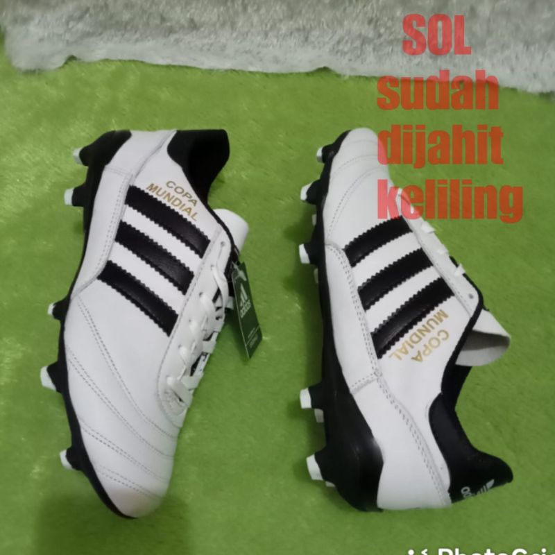 Sepatu sepak Bola Ads copa Mundial classic