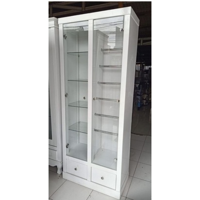 lemari tas dan hijab