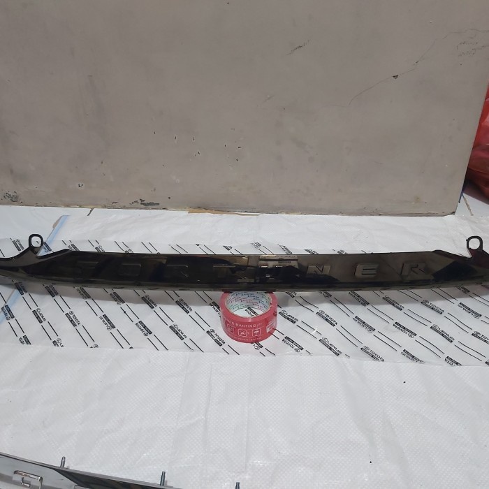 trund lid black chrome fortuner trd vrz facelift