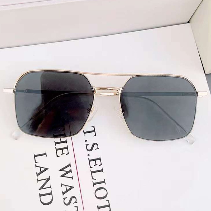 (YUZHU) Vintage Mode Double Beam Sunshade Sunglasses Korean Fashion Bingkai Persegi Anti Cahaya Biru Kacamata