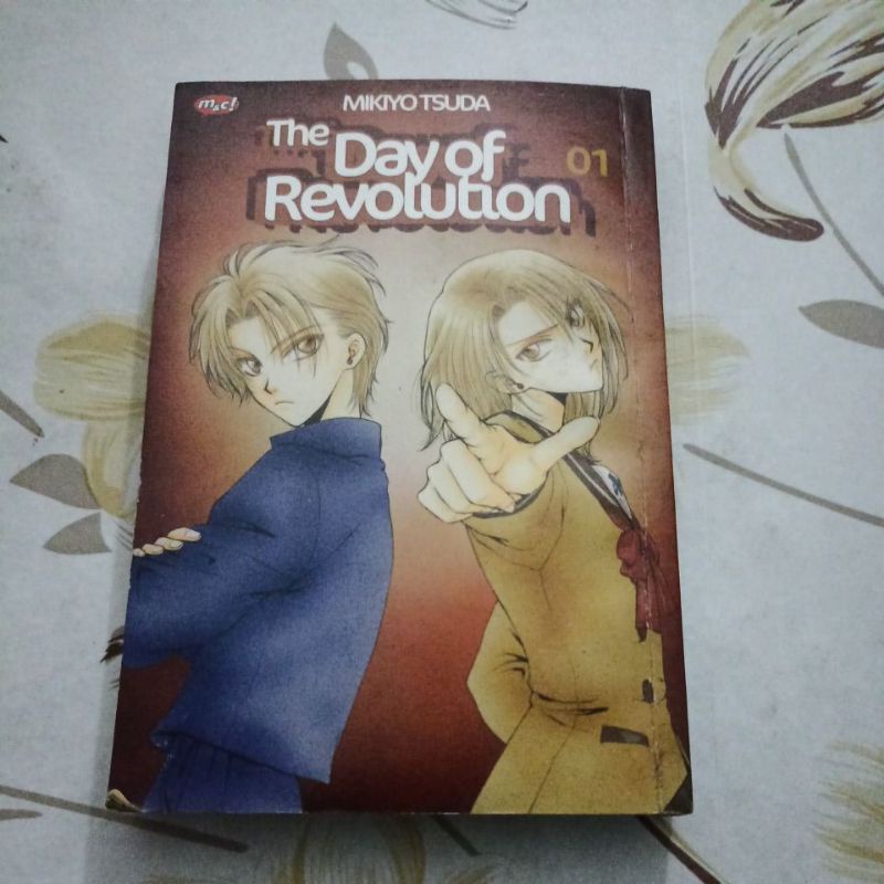 Komik yaoi / BL: ghost/crown prince of darkness/golden days/banana fish/no 6/samurai drive/descendan