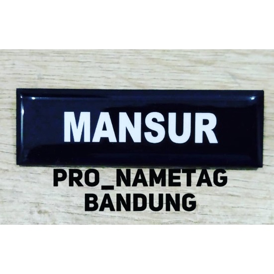 

Nametag Akrilik Peniti