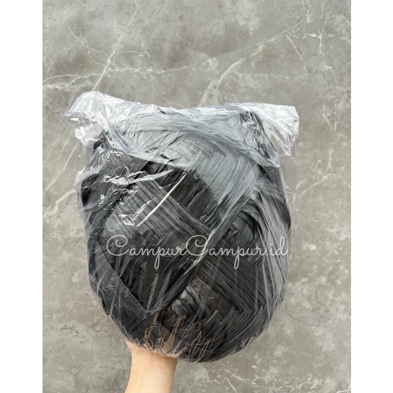 

Tali Rafia Hitam Tebal Kuat Tali Rapia Hitam Tali Plastik Tali Rumput Jepang