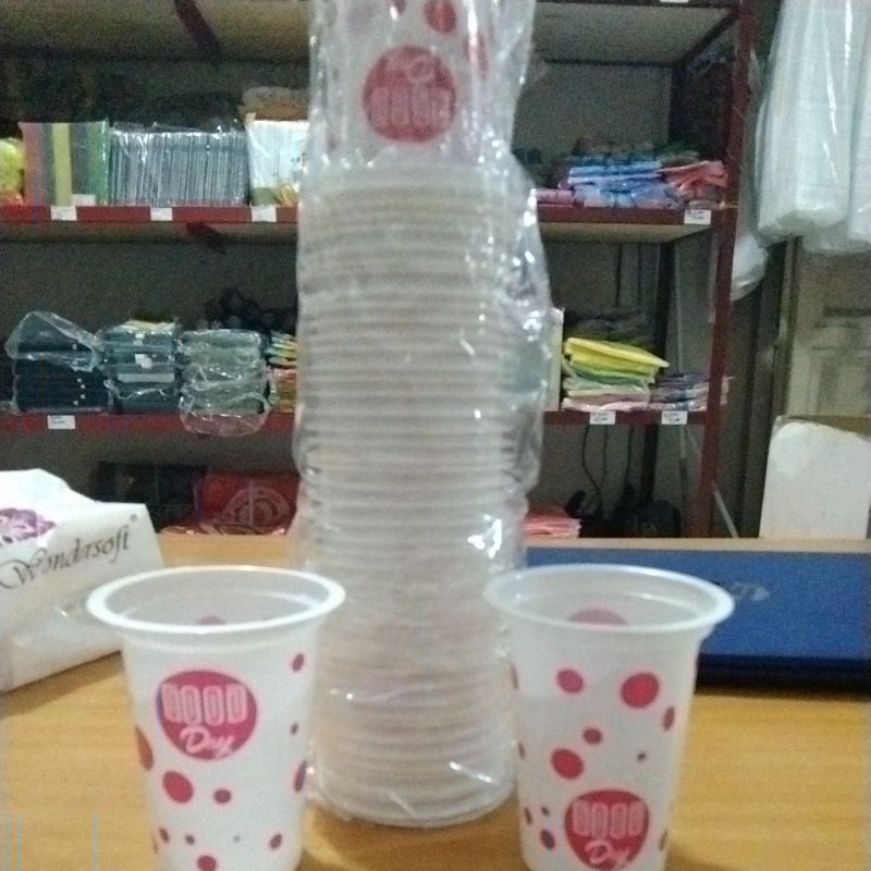 GELAS ES BUAH/DOGER,GELAS PLASTIK BOLA-BOLA MERAH