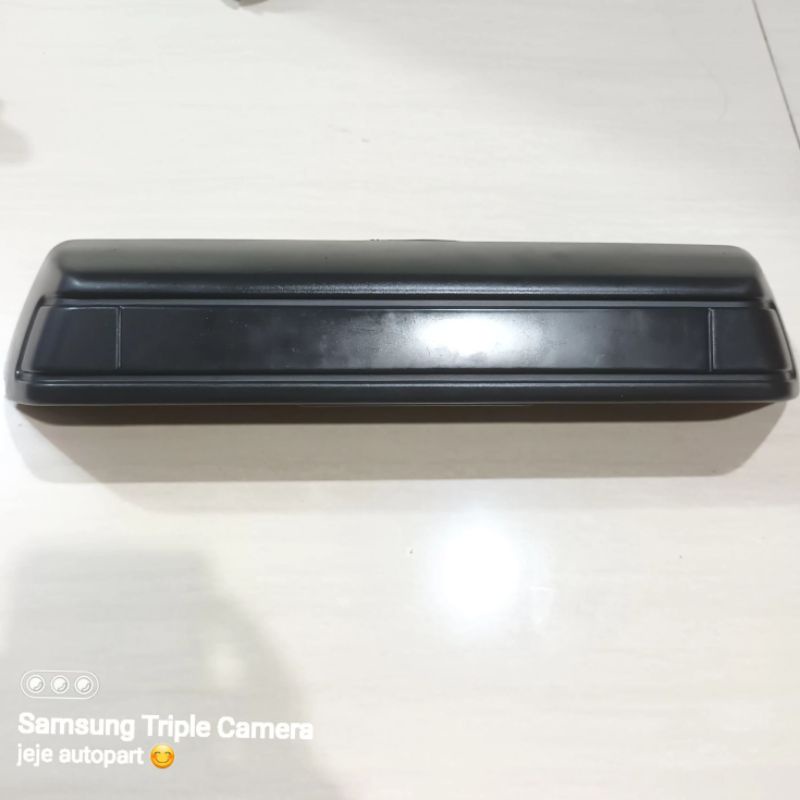 cover hendel pintu bagasi belakang mitsubishi KUDA original