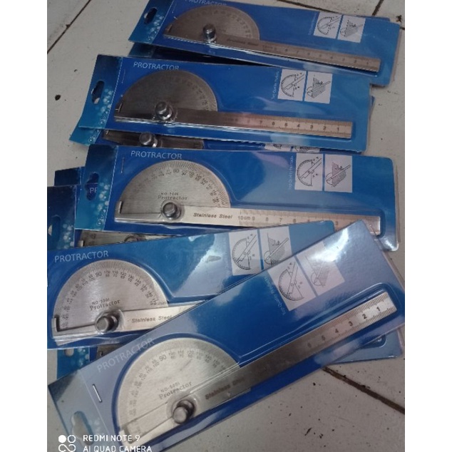 busur derajat.busur derajat. alat ukur busur derajat