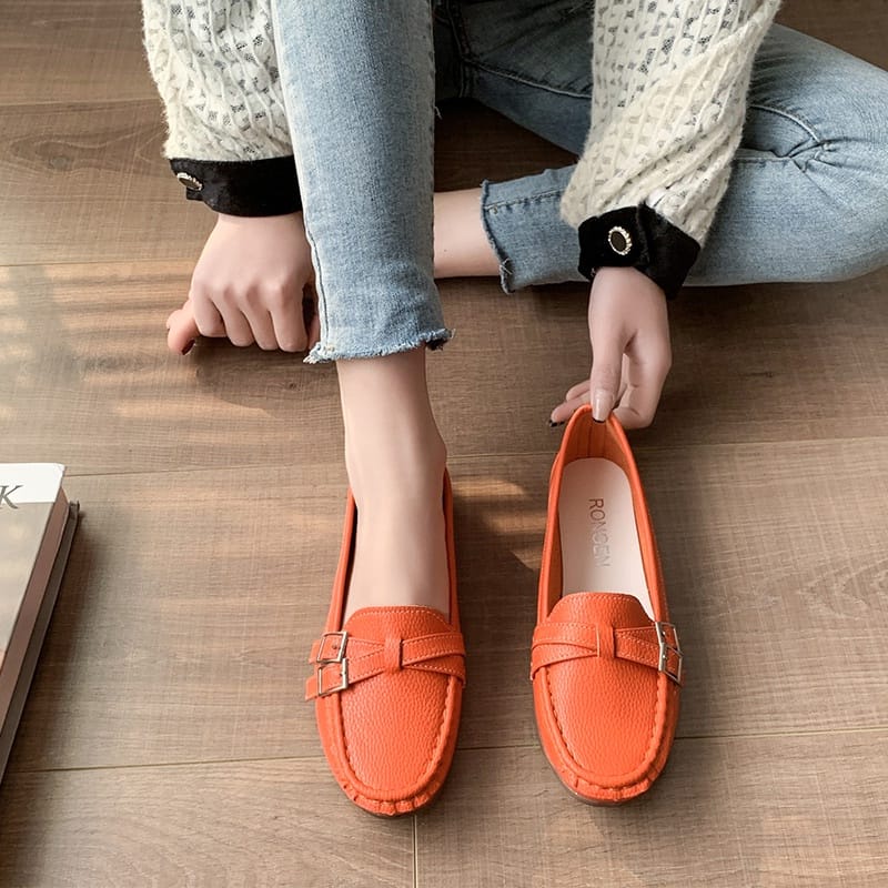 JP 01 SEPATU WANITA FLAT KARET