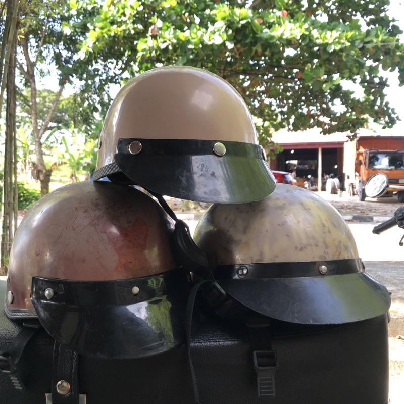 helm chips original vintage