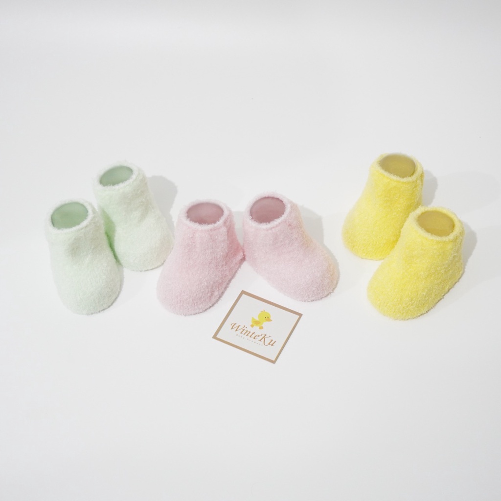 Winteku Baby Sock Fluffy NewBorn - Winteku kaos kaki Bayi Super Soft New Born