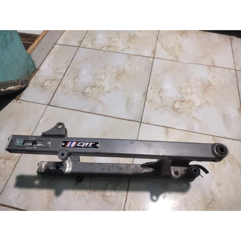 Swing arm qtt long thailand for jupiter z vega f1zr powder coating ulang abu
