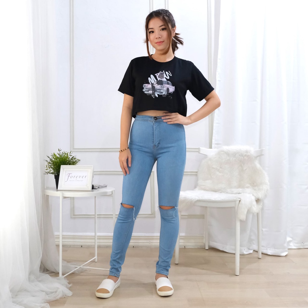 NEW - Kaos Crop Top Wanita Oversize ' Style 'Topi '  Sablon Hitam Lengan Pendek Katun