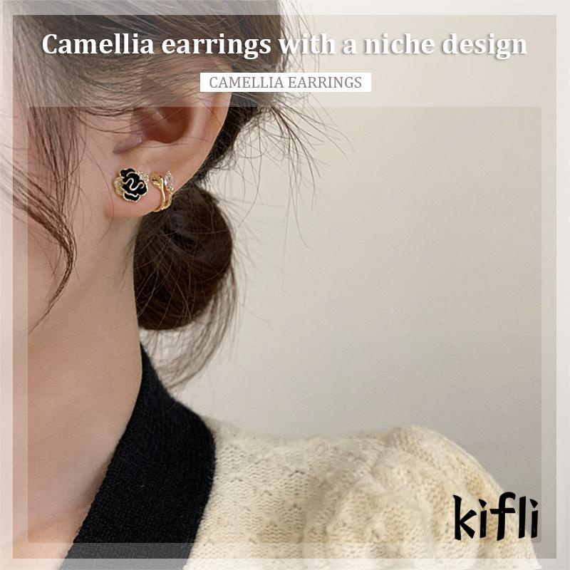 Anting Desain Camellia Gaya Elegan Untuk Wanita