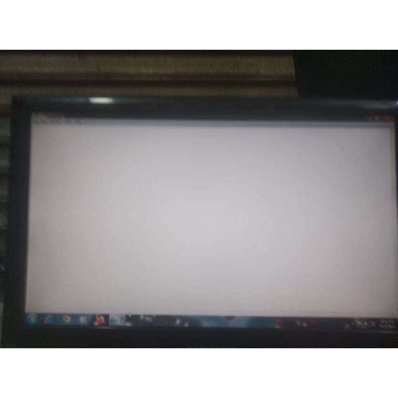 Lcd/Led  Monitor 16-19 inch Random Grade B