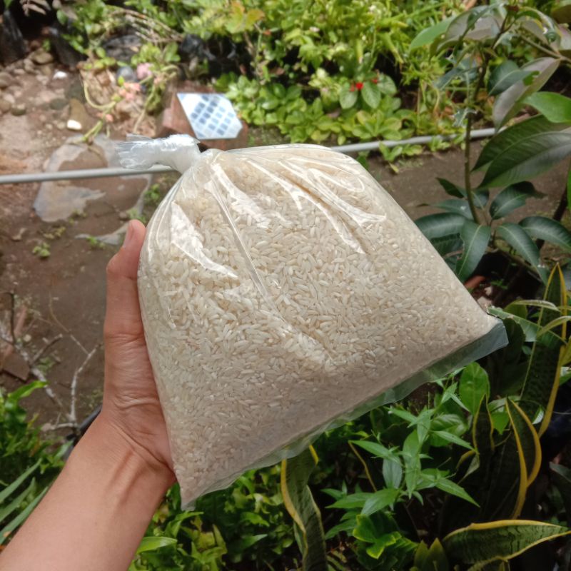 

BERAS KILOAN IR 64 / BERAS LUNAK PULEN 1KG