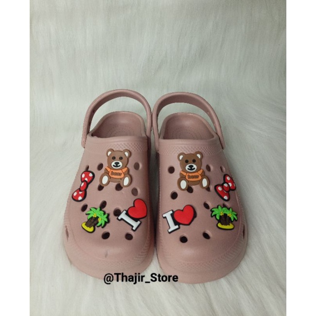 SENDAL FUJI. SENDAL DEWASA. SENDAL KOREA. SENDAL VIRAL. SENDAL BARU.