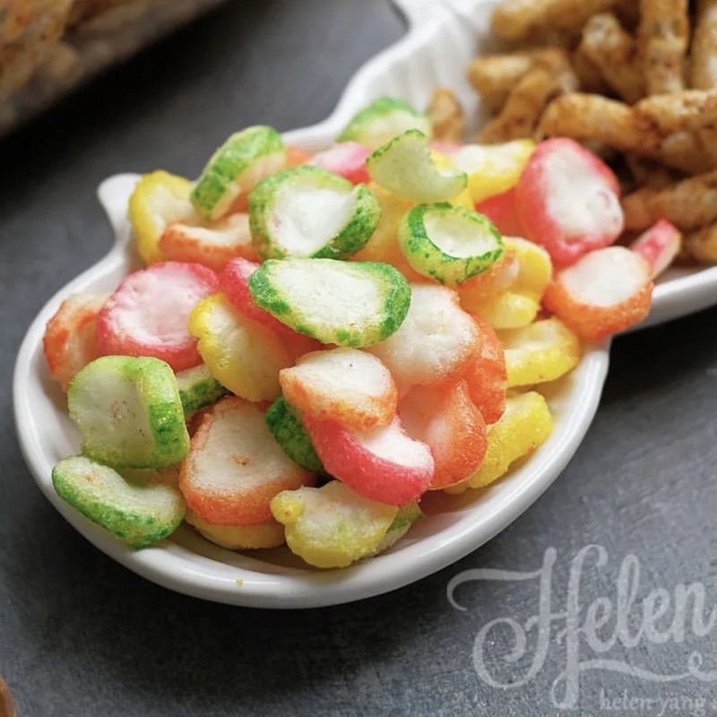 

Kerupuk Rainbow @camilansiciril rasa Bawang Special Pedas atau Original Asin