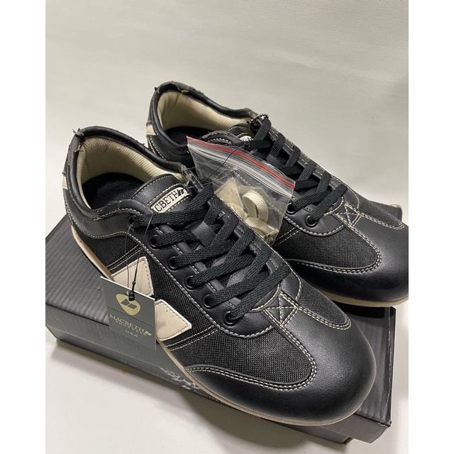 macbeth brighton Black cement