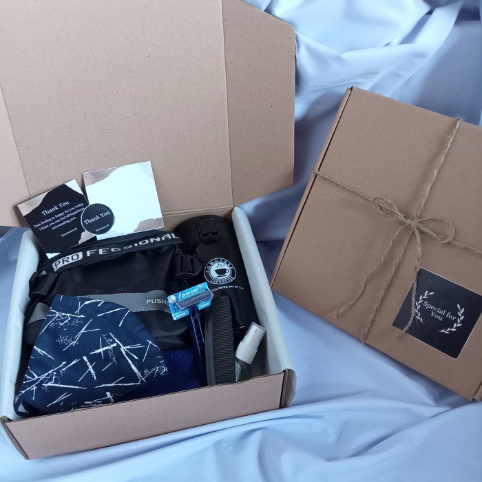 

(COD) HAMPERS COWOK PAKET E/KADO ULTAH/KADO WISUDA/KADO ANNIVERSARY/HADIAH