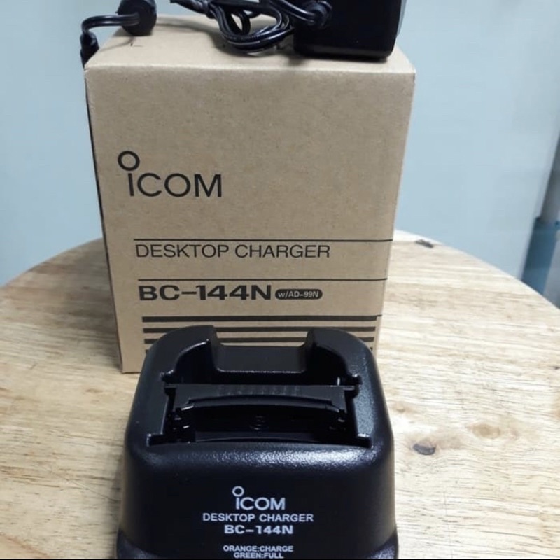 Charger BC 144N Icom V8