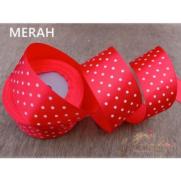 

PSM-903 : Pita Saten Polkadot 3,8cm seri Warna Natal (per rol)