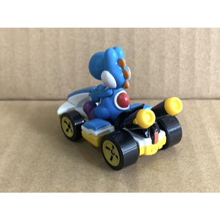 Hotwheels Mario Kart Light Blue Yoshi Standard Kart Loose Pack