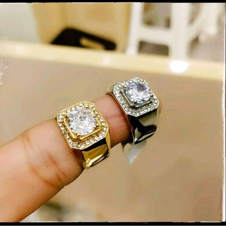 Cincin Titanium Pria Elegan Batu Diamond Mewah Anti Karat