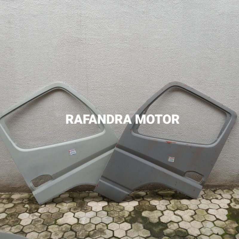 PANEL DAUN/KULITAN PINTU LUAR CANTER 110/125HD/SUPER SPEED ORIGINAL