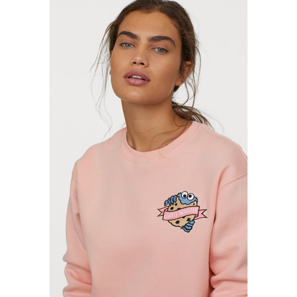 Crewneck H&amp;M Cookie Monster logo bordir Sweater wanita pink HnM Cookie Monster