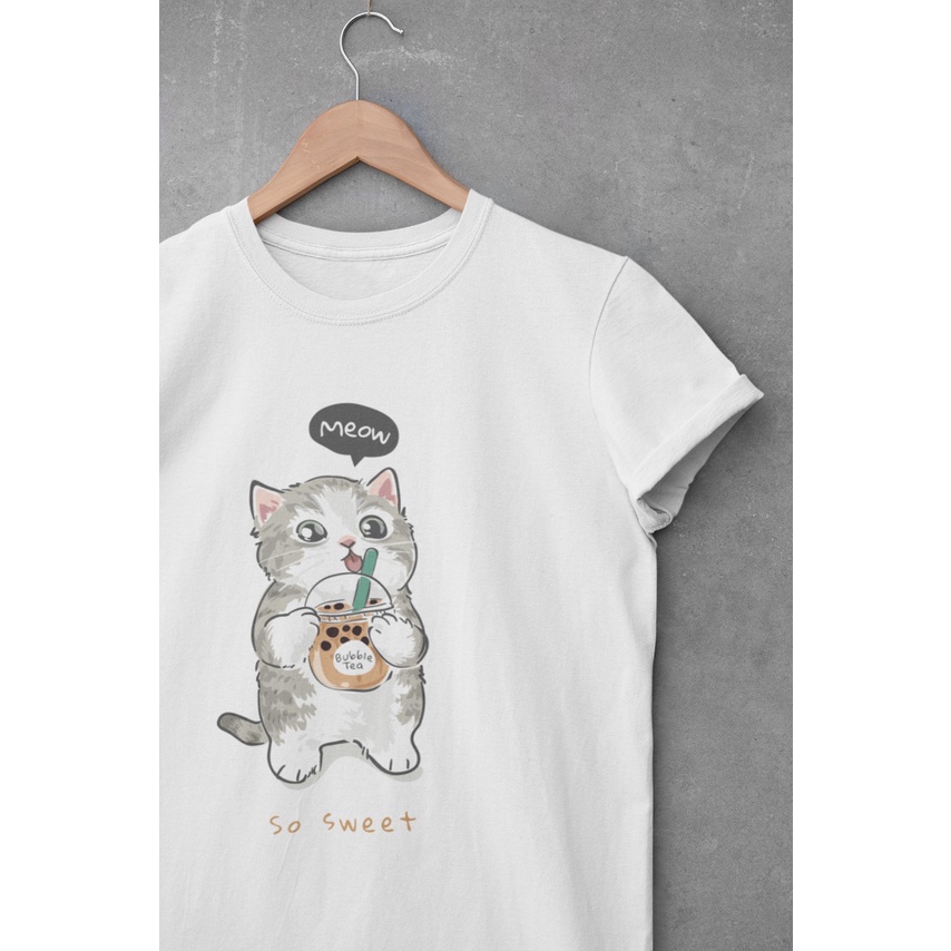 Pretty Savage - Kaos Oversize Kitten Hanging Boba