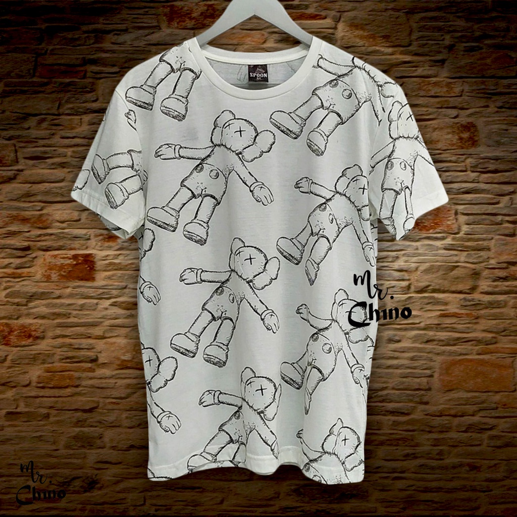 Kaos Pria Distro Motif White Kaws Dolls | Kaos Putih Korea SImple Cowok | Baju T Shirt Korean Laki L