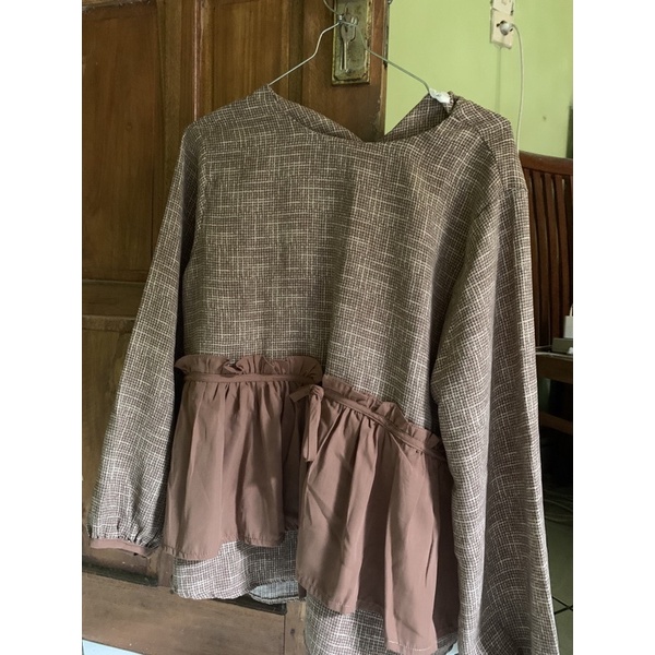 preloved blouse chapter 9