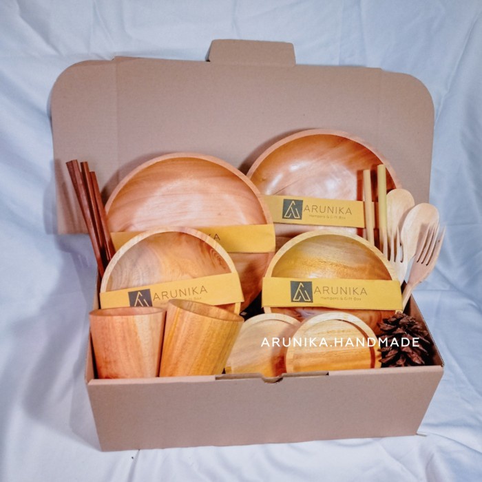 

(COD) Sakura Hampers Alat makan kayu / Kado pernikahan / hadiah ulang tahun