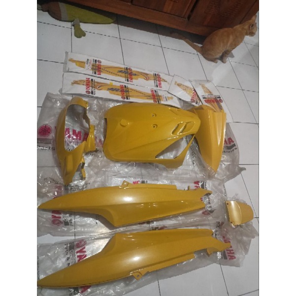 cover body set full halus mio sporty kuning original 5tl