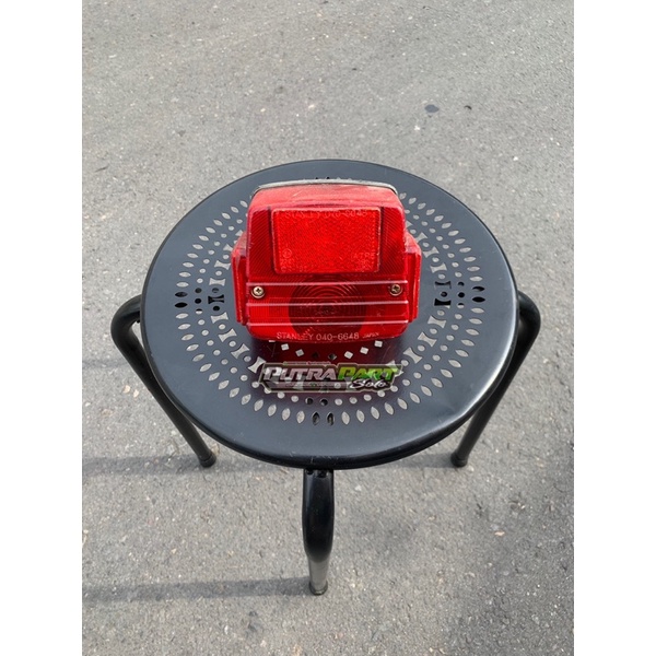 Stoplamp stoplamp gl100 lampu gl100 lampu belakang binter joy original second