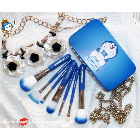 [COD] Kuas Make Up Doraemon 7in1 Brush Kaleng Make Up Brush Kuas Wajah