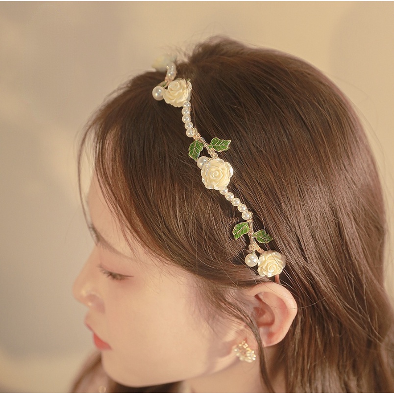 Bando Desain Bunga Mawar Daun Hijau Aksen Mutiara Gaya China