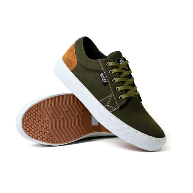 BRAD Sepatu Sneakers Pria Sepatu Casual Sneaker Canvas Seoatu Santai Kets Main Original Distro