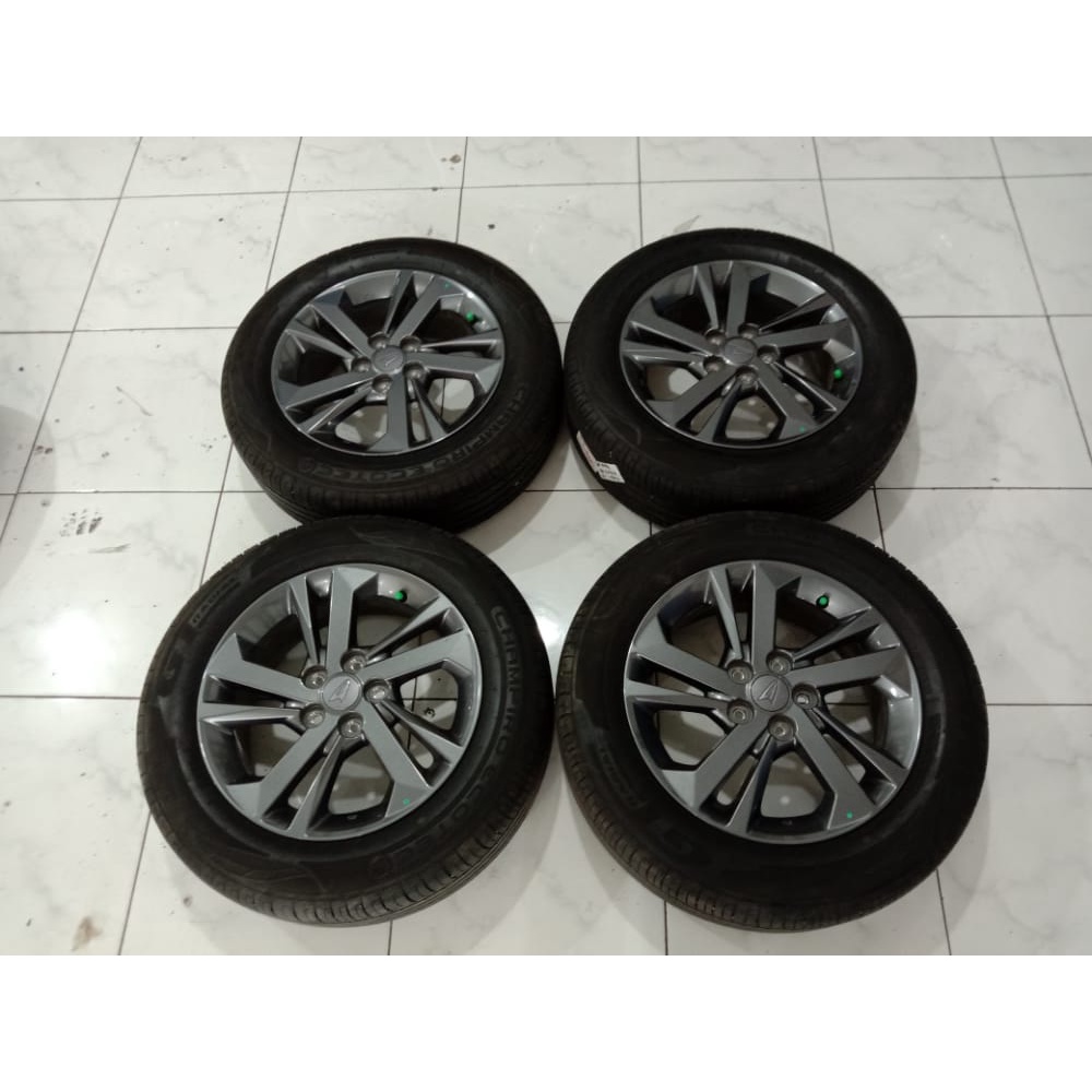 Velg Mobil Bekas Copotan Daihatsu Xenia Ring 15 Baut 5 x 100 Dan Ban /SIENTA