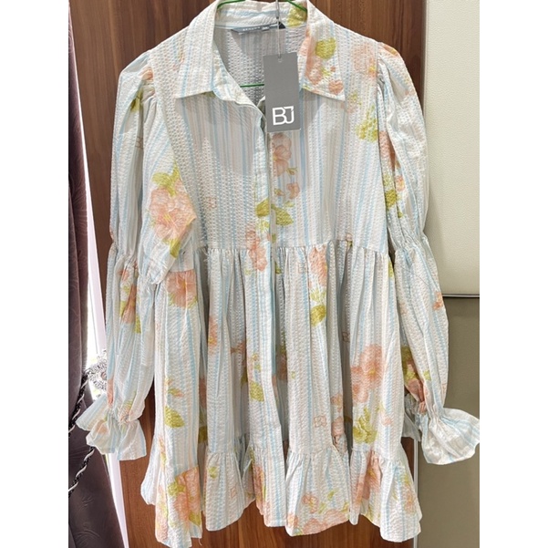 benang jarum the diantha tiered ruffle shirt