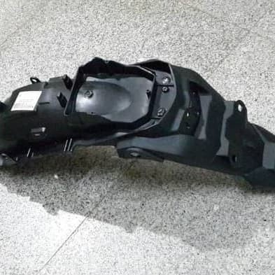 spakbor belakang megapro monoshock karbu 2011