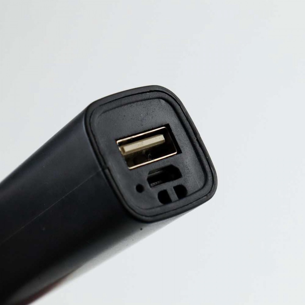 Senter LED Mini Waterproof Powerbank Rechargerable 5W