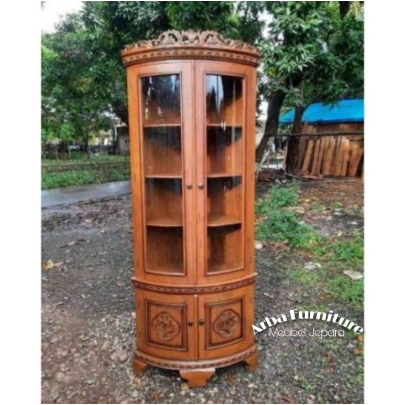 LEMARI SUDUT KACA MINIMALIS RUANG TAMU KAYU JATI